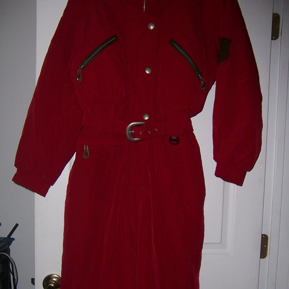 Blackbear womens ski winter Snowsuit 10 red